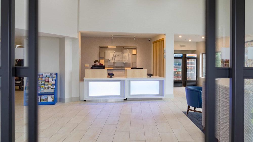 Holiday Inn Express & Suites Hood River By Ihg Екстериор снимка